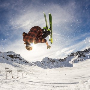 9游-法甲豪门纷纷进行战略调整，寻求夺冠突破，法甲榜首
