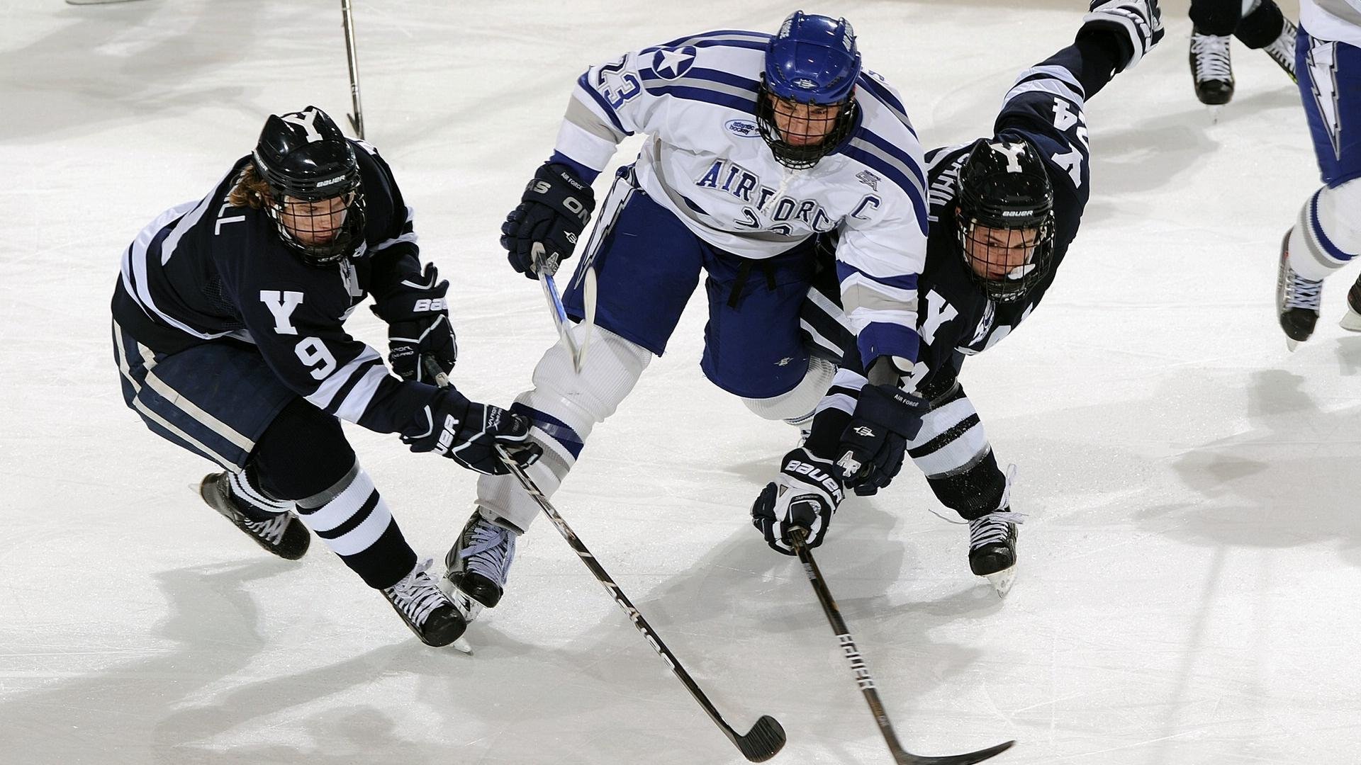 QQ飞车“极速冲刺”年度总决赛火力全开，qq飞车极速之巅是什么