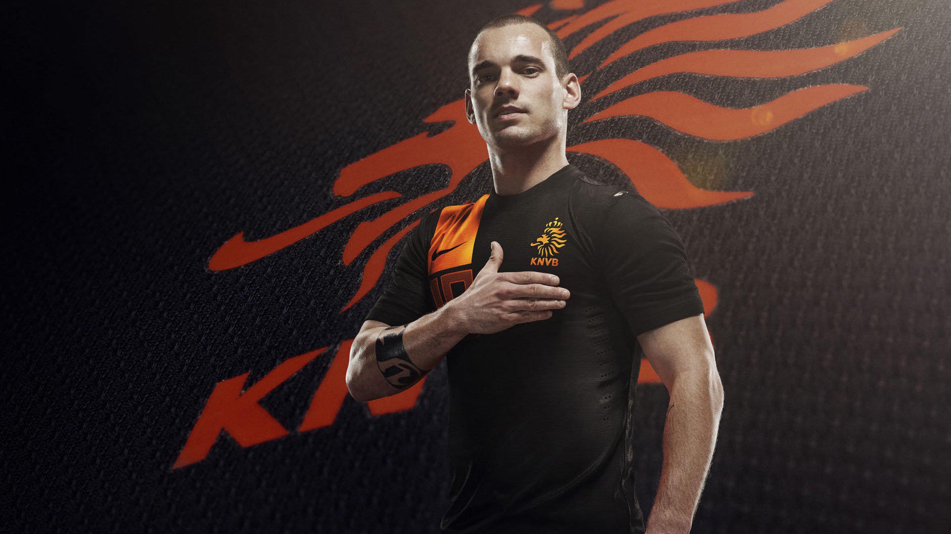 _蓝天白云下：乡村网球趣味挑战赛_，乡村网球场