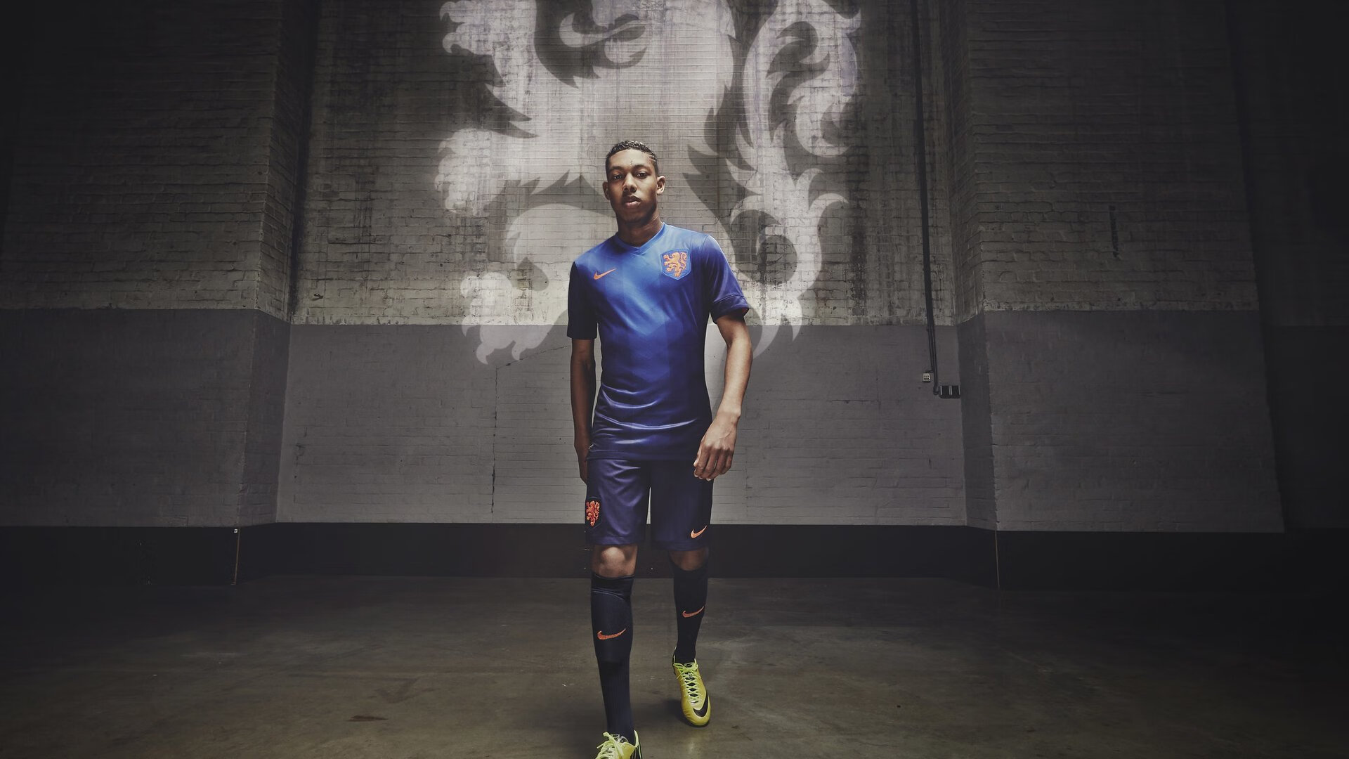 球队粉丝与球员的“温馨”互动瞬间，球星的粉丝叫什么